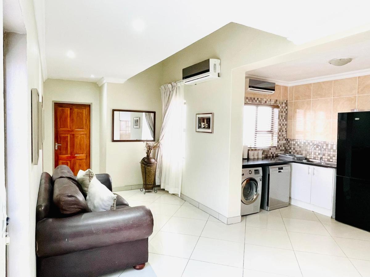 C&C Hotel Vibes Randpark Ridge Jhb 14 Units Available Randburg Εξωτερικό φωτογραφία